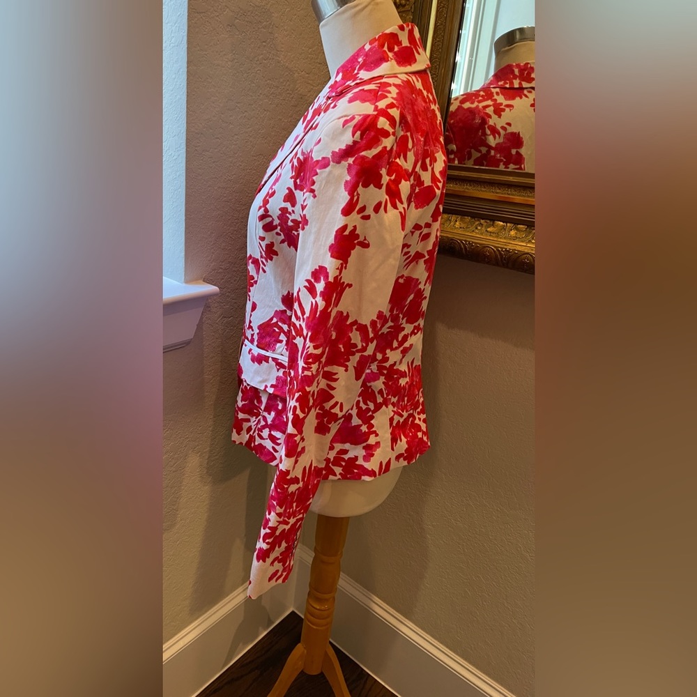 7th Avenue New York & Company Suiting Collection Magenta and Cream Floral Jacket - Picture 5 of 8